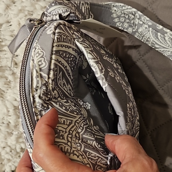 Vera Bradley Crossbody Bag - Picture 13 of 16
